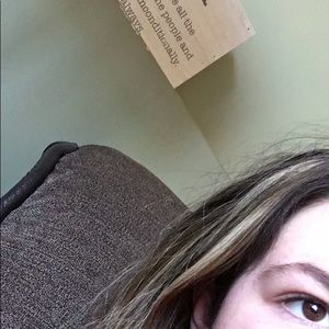 Meet your Posher, Avery